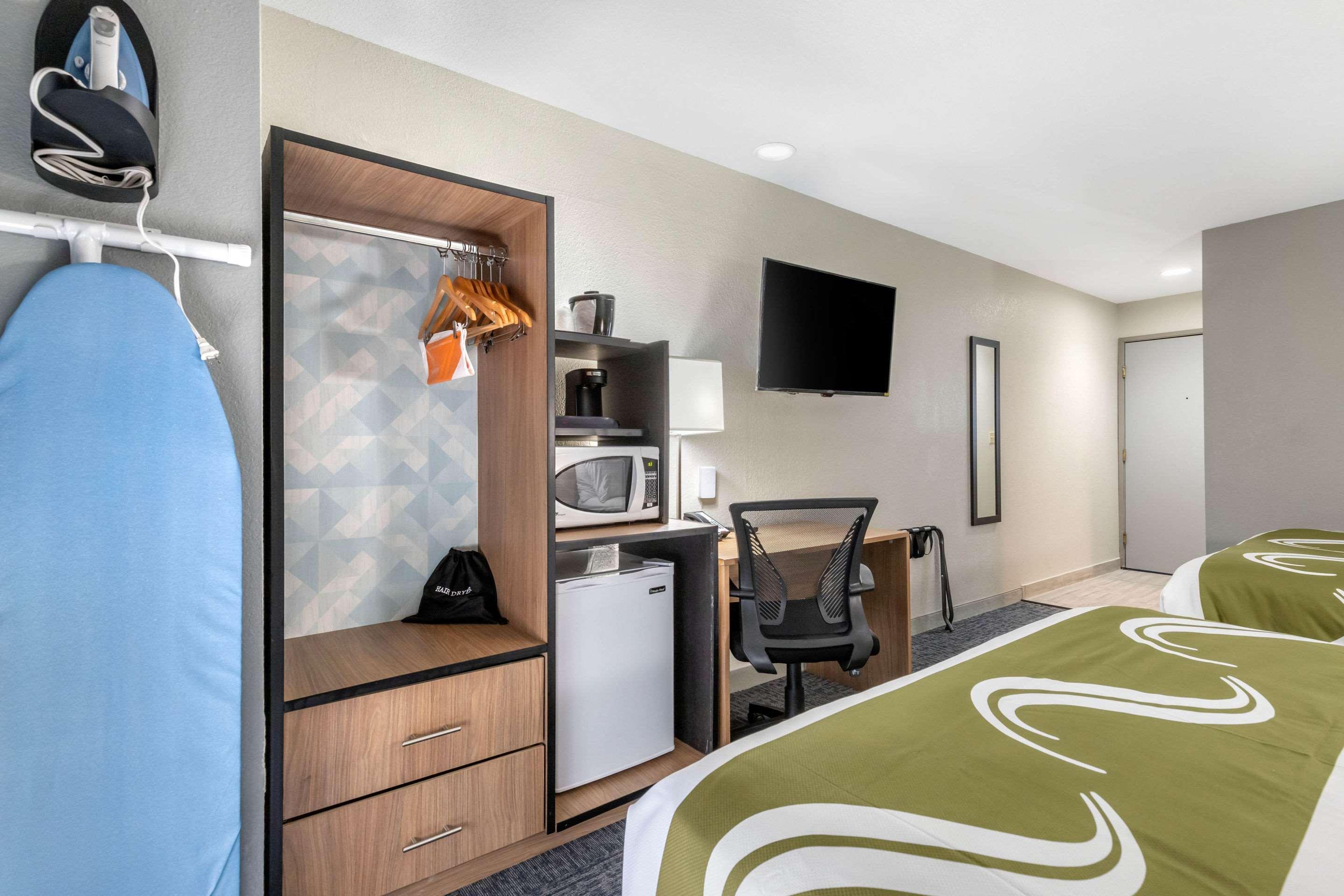 Quality Inn Downtown - Near Market Square Сан-Антонио Экстерьер фото