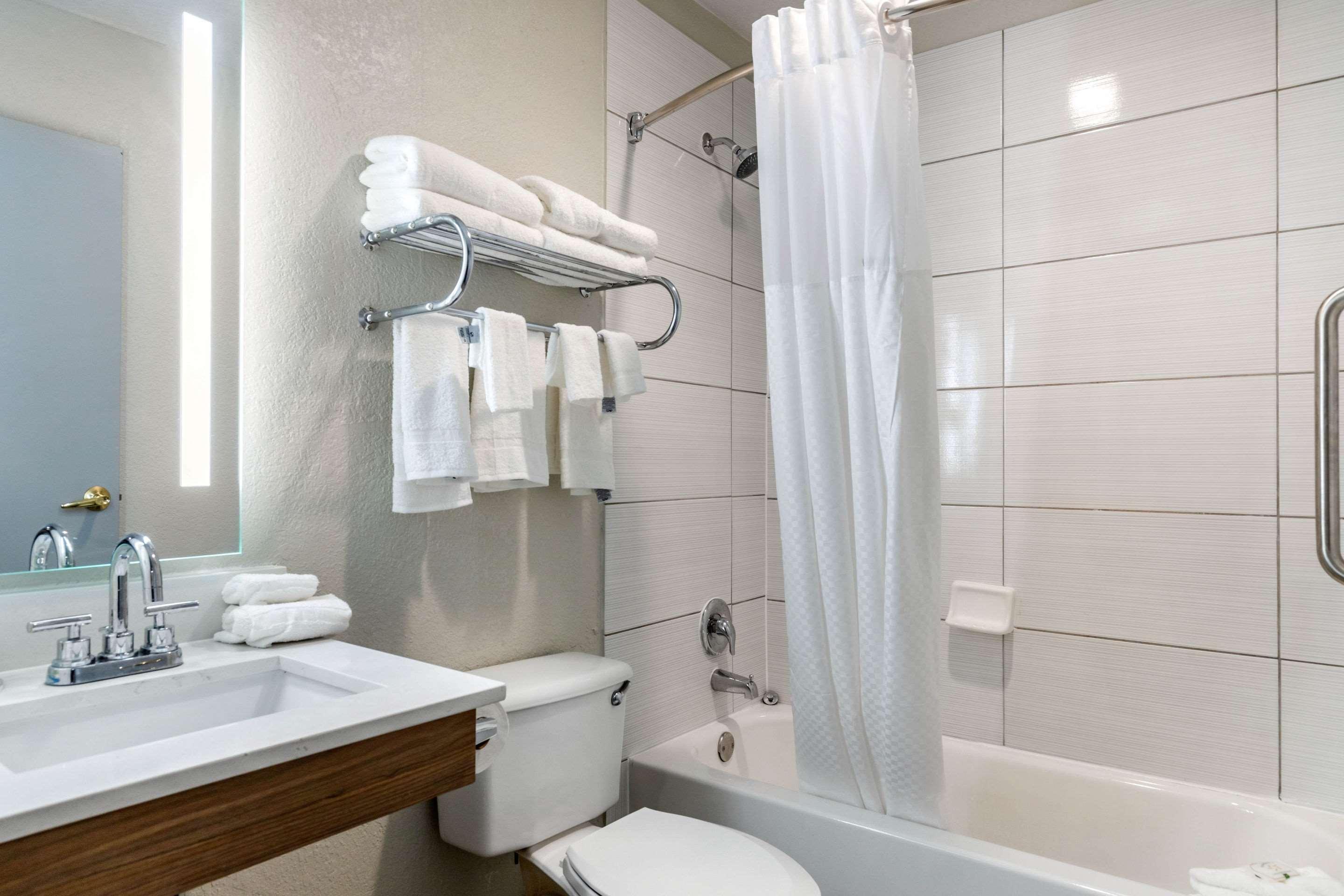 Quality Inn Downtown - Near Market Square Сан-Антонио Экстерьер фото