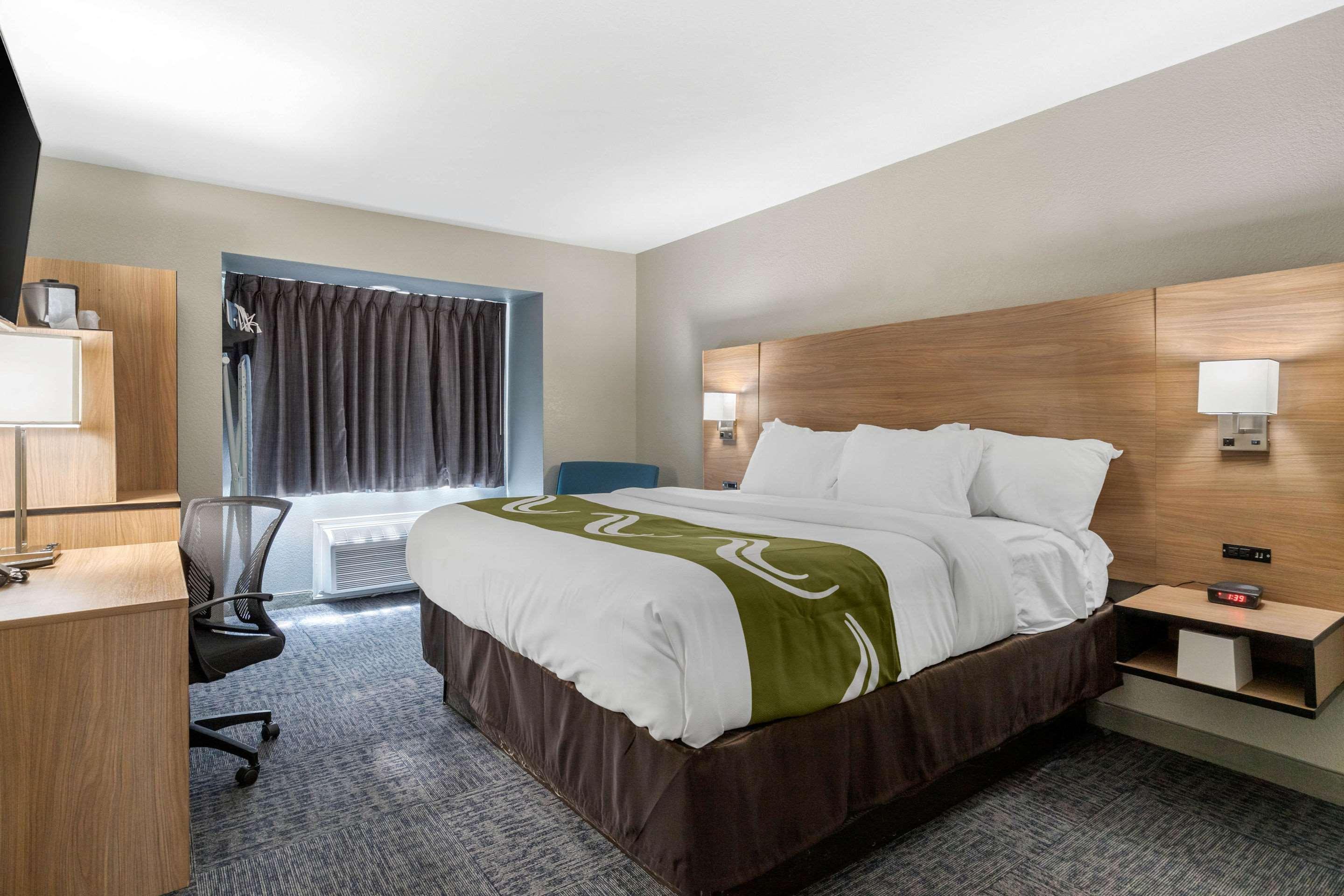 Quality Inn Downtown - Near Market Square Сан-Антонио Экстерьер фото